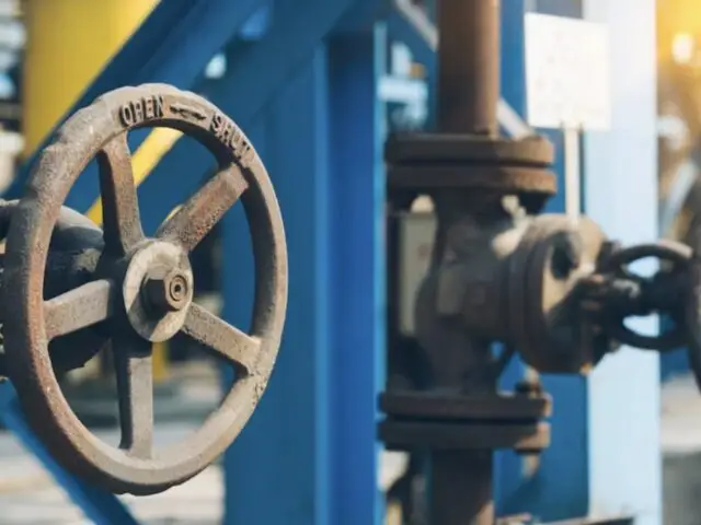 Украина блокирует, Хорватия решает: в ЕС запаниковали без российской нефти