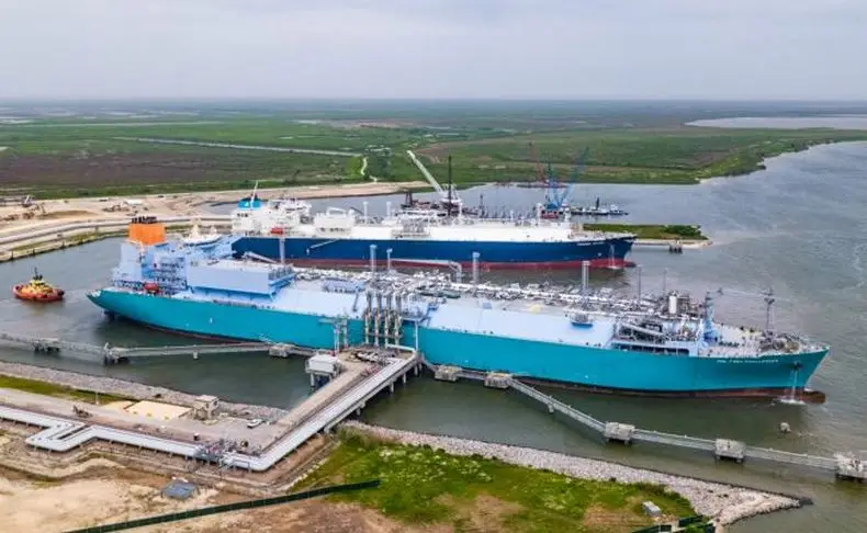 Почему американский СПГ никак не может добраться до Украины