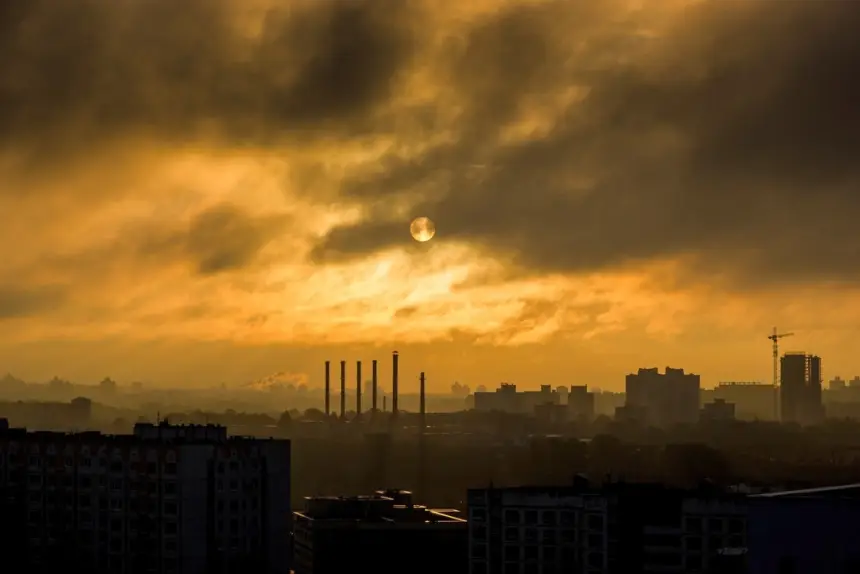 На грани вымирания: остатки британских НПЗ молят Лондон о помощи