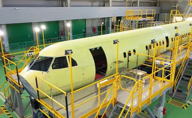 Надежда нашей авиации Ил-114−300 уходит в штопор вслед за «Байкалом»