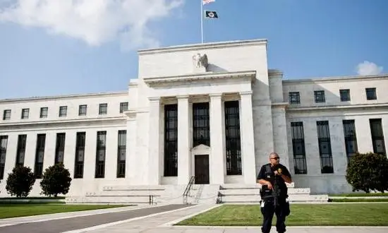 Что означает смена «начальника доллара»