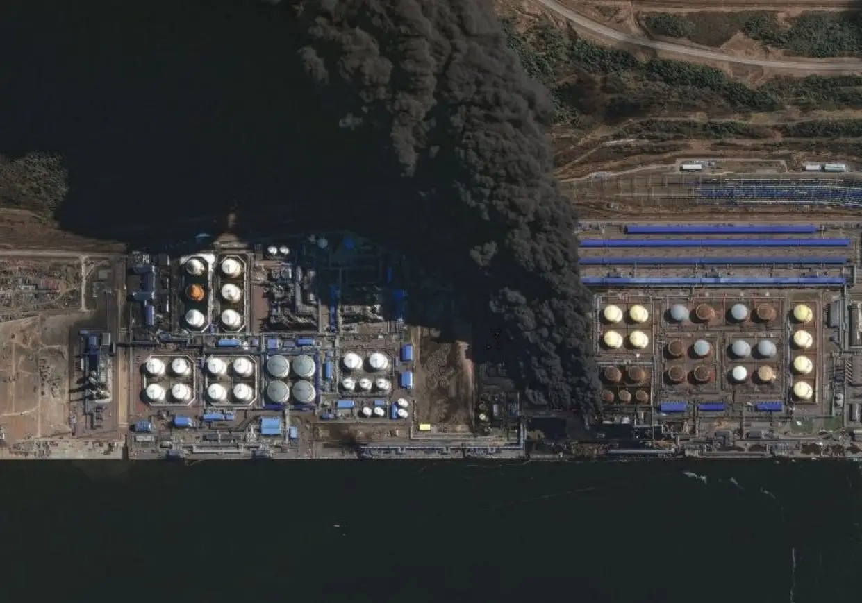 «Мы закрыли их нефть»: Зеленский и прибалты празднуют удары по Усть-Луге