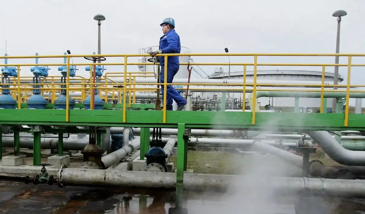 Энергетическая война: Киев перекрывает поставки нефти в Восточную Европу