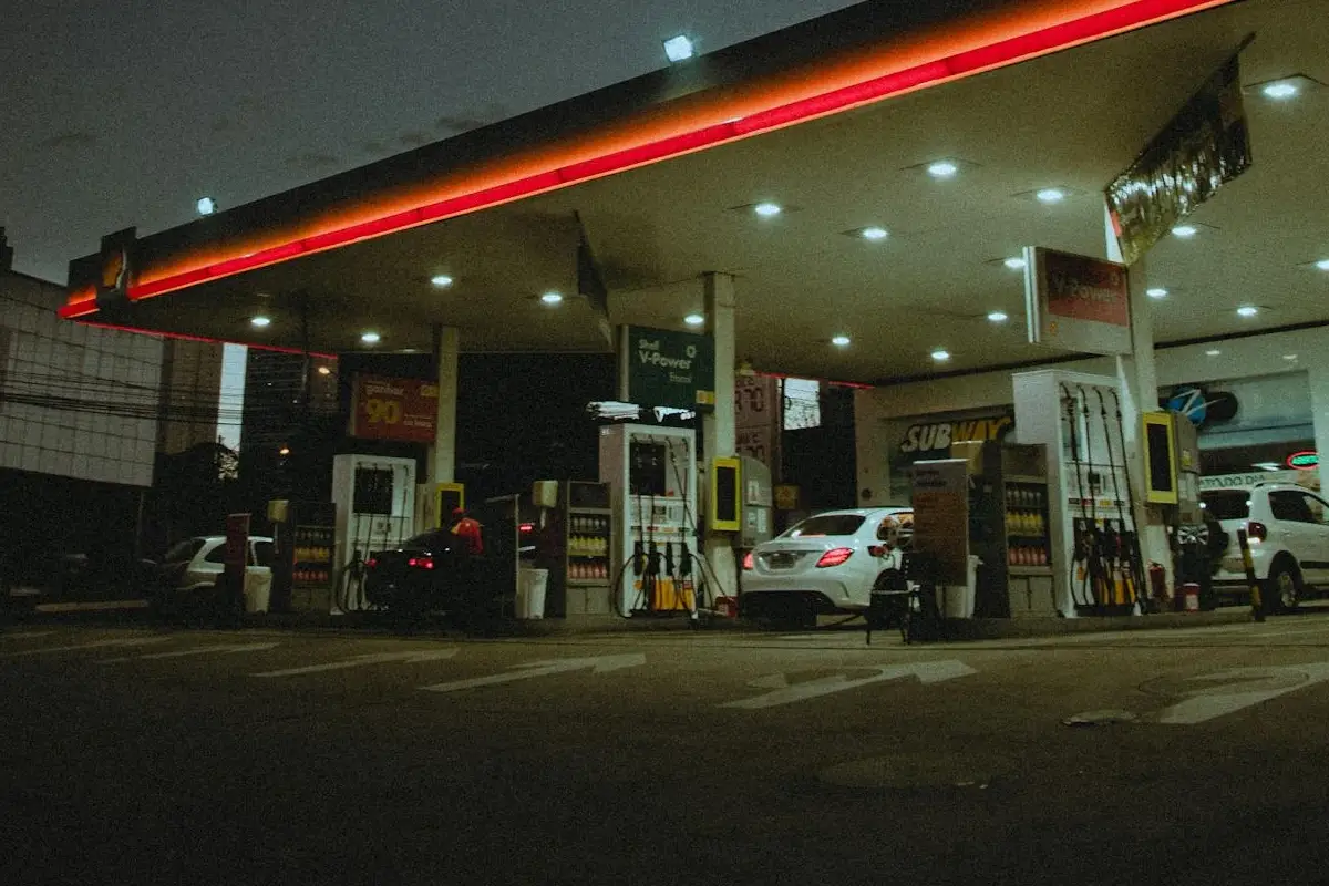 Пеший ход: как власти Германии решают проблему дорогого бензина