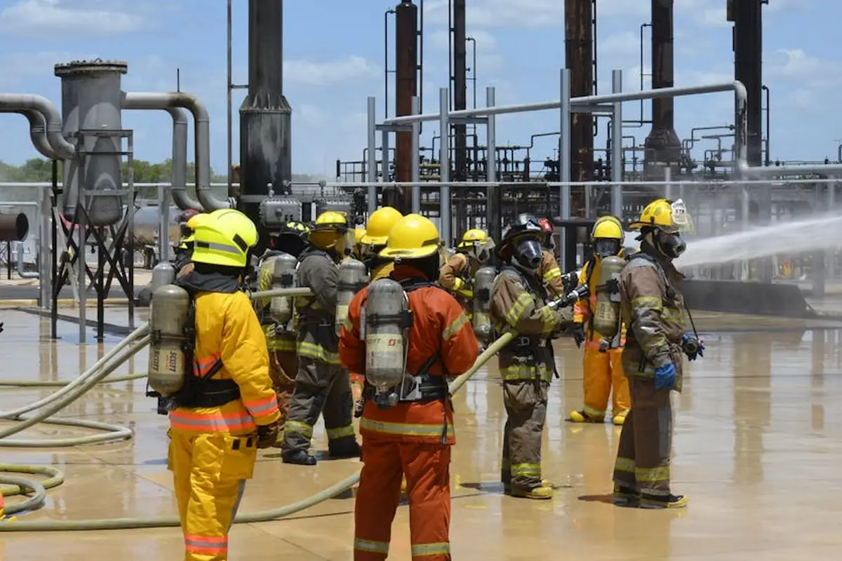 Очень невовремя: атаками парализовано 40% экспортных мощностей РФ – Reuters