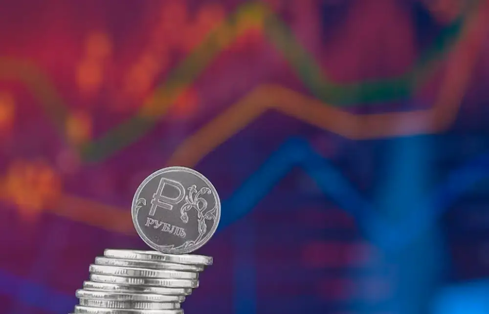 «Прежней стабильности не будет»: процесс девальвации рубля запущен