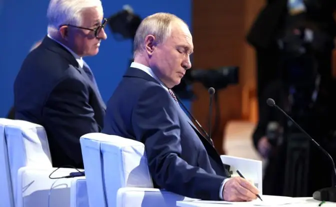 Олигархи готовы делать взносы, но делиться постоянно — это перебор