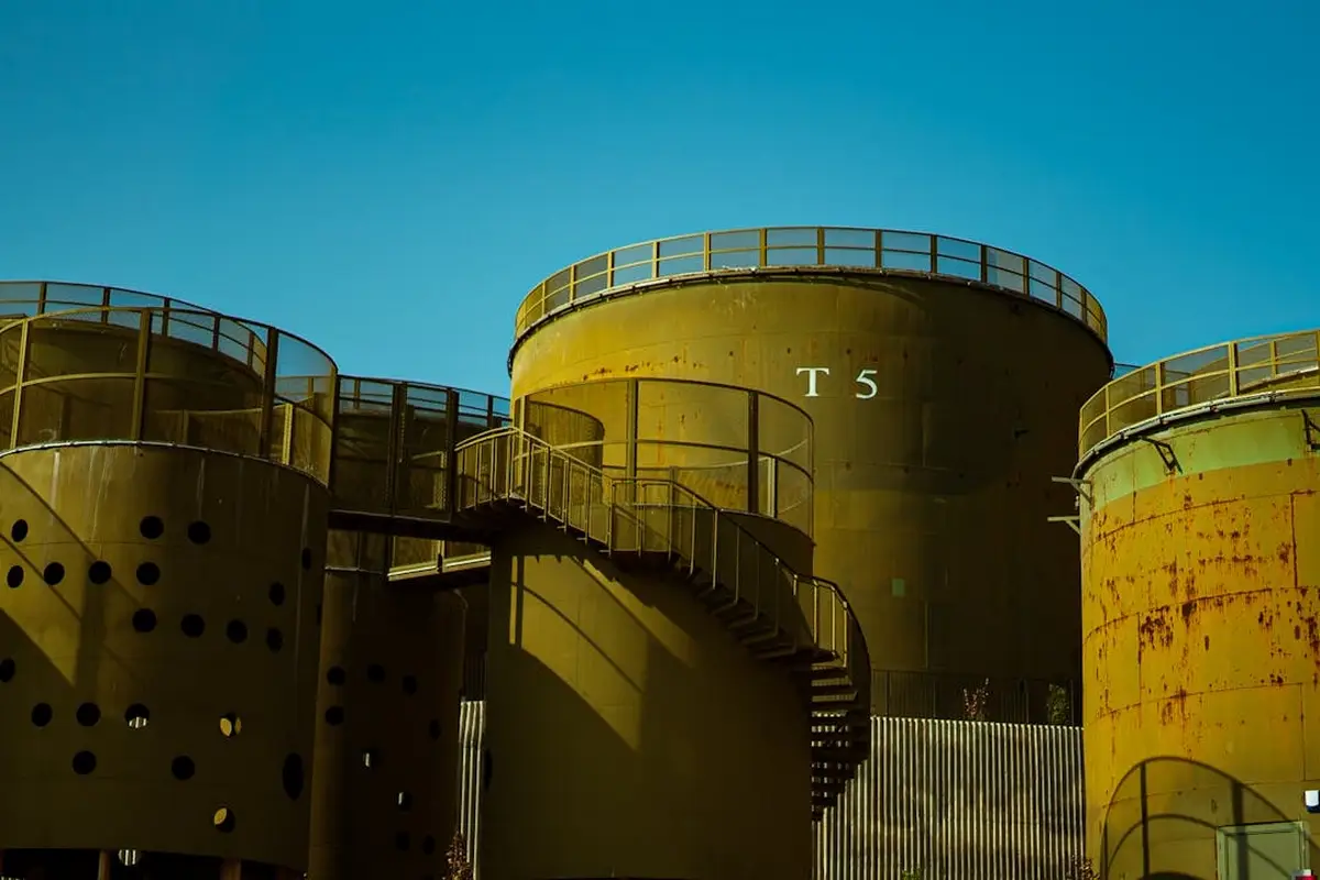 Аварийный сброс: спасительной нефти у МЭА только на неделю