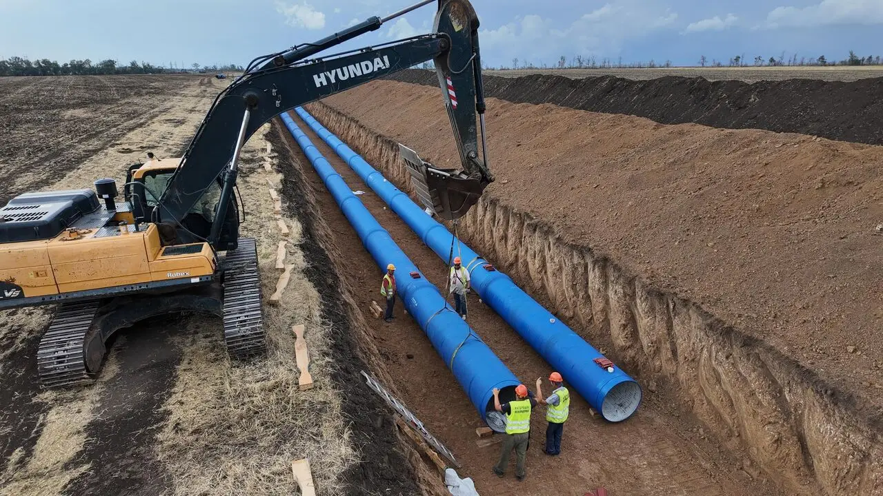 Новая Россия модернизирует водоснабжение, строит заводы и школы