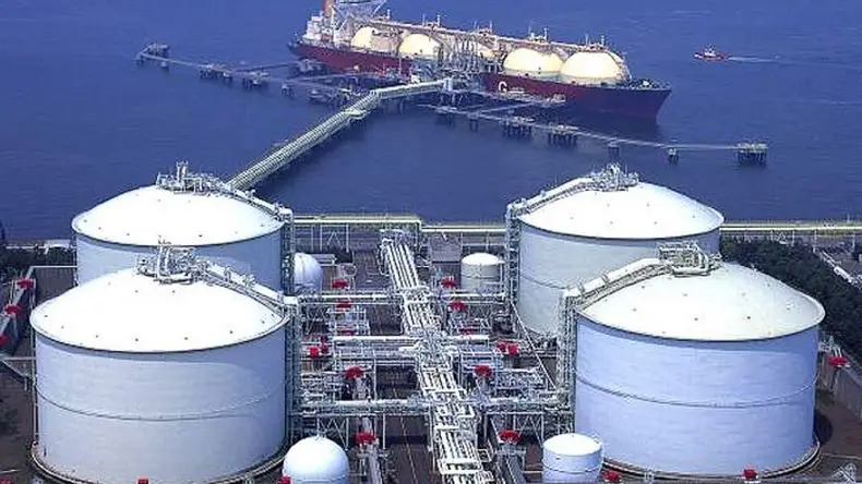 Удар по нефти и газу оказался лишь вершиной айсберга