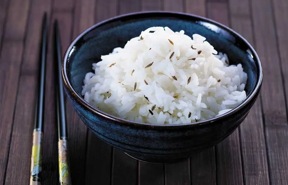 Пять неожиданных товаров, которые могут подорожать из-за войны в Иране