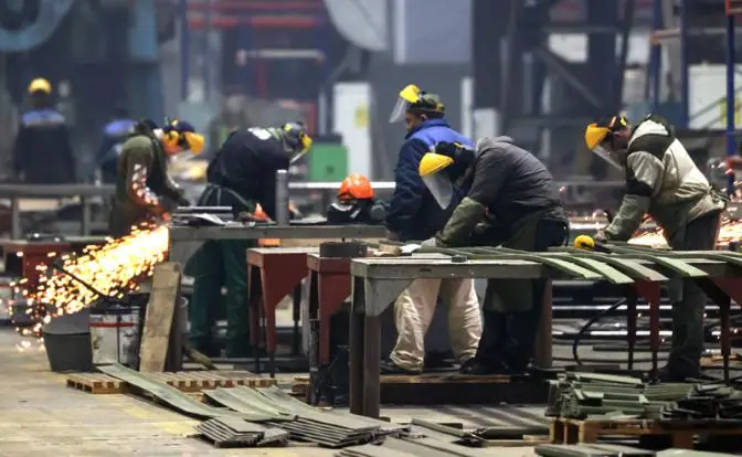 Дисбаланс на рынке труда ликвидировать долго и муторно