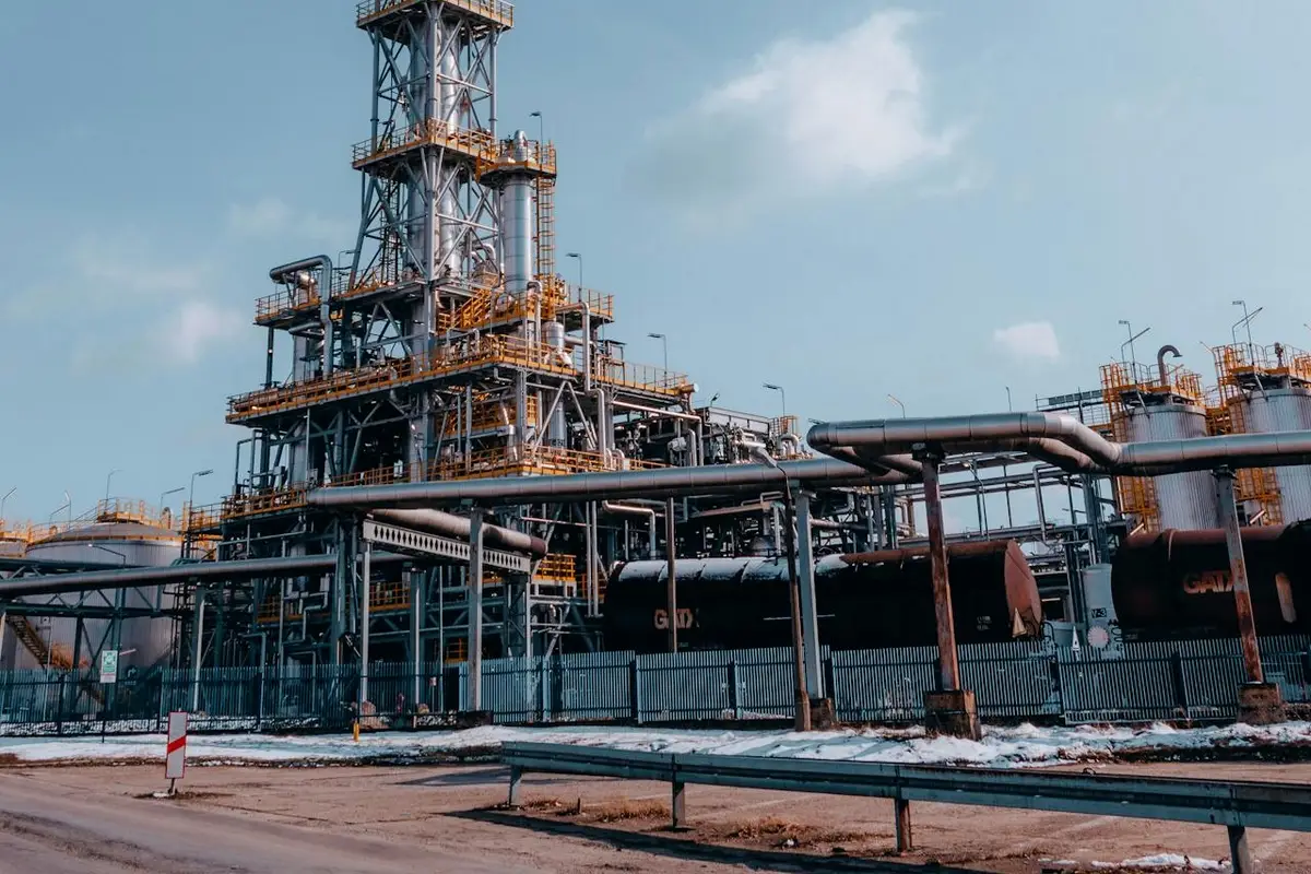 Балтийский нокаут: сокращение добычи нефти в РФ неизбежно на фоне упадка экспорта