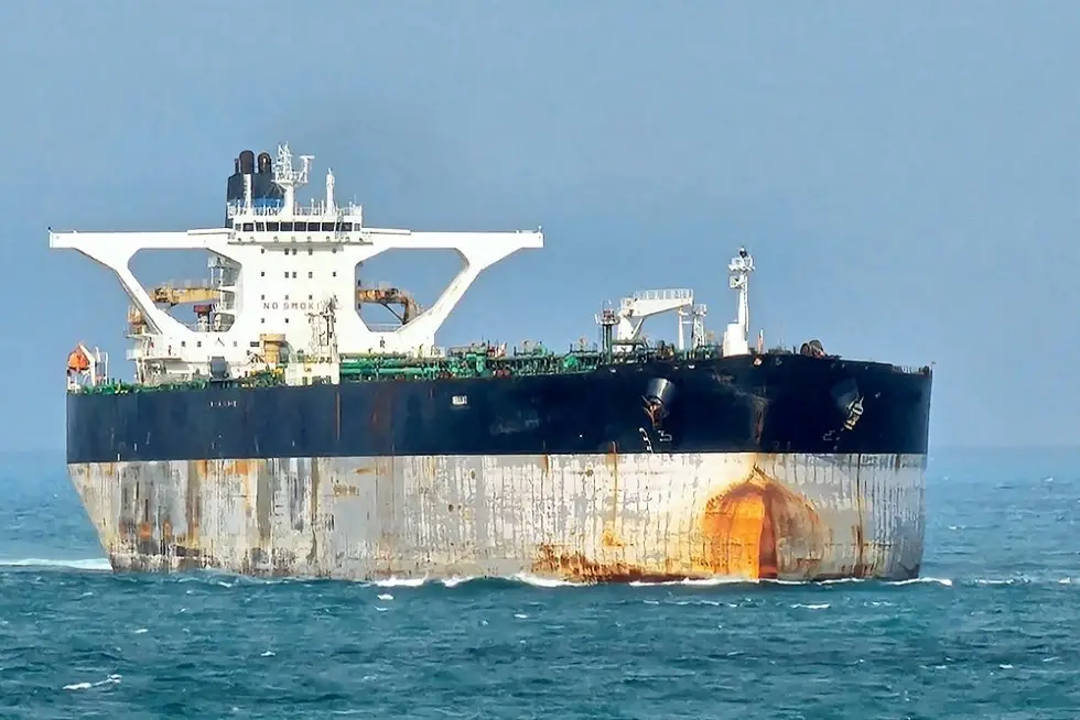 Шесть сотен русских судов блокируют, наши деньги тоже заберут