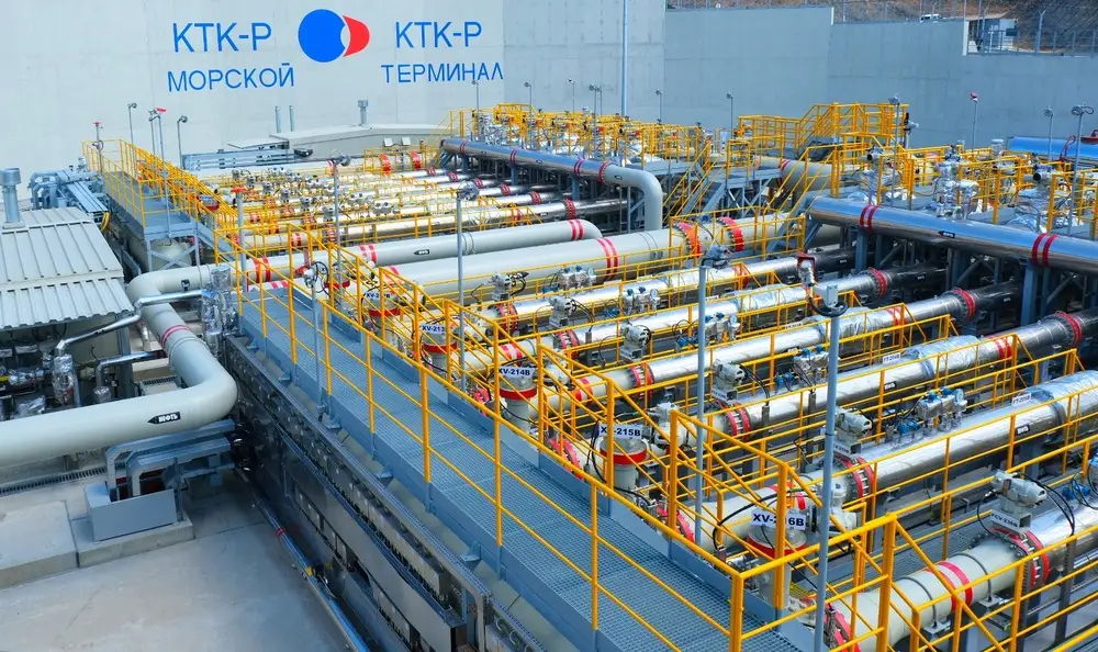 Киев бьет по путям казахстанского экспорта, Астана продолжает улыбаться