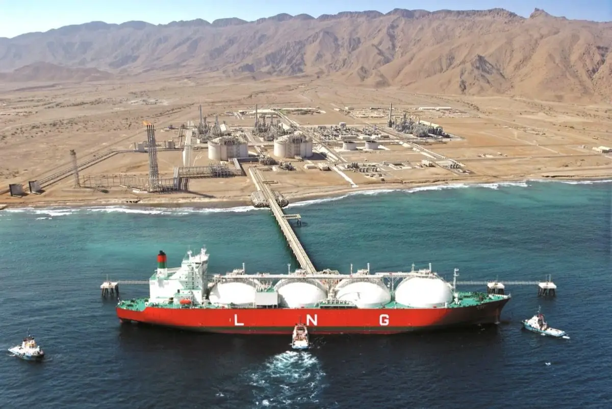 Газовые пасьянсы Ближнего Востока: Оман вытесняет Катар с рынков СПГ?