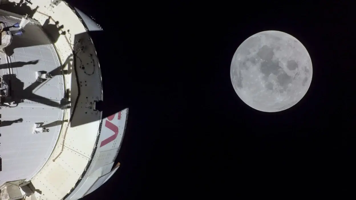 Что значит американская лунная миссия для России