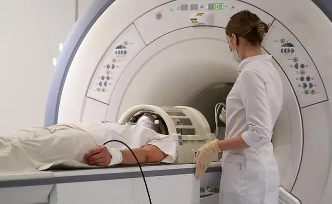 Направлять «пенсионные деньги» на аппараты МРТ и КТ? Больше взять негде?