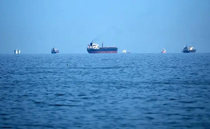 Ормузский парадокс: Глобальный рынок готов откзаться от «дешево и быстро»