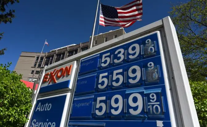 От нефтяного кризиса США пострадают сильнее, чем Китай, Россия и ЕС