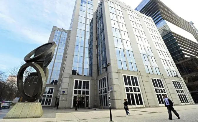 Euroclear, с вас 200 миллиардов евро: Брюссель проигрывает битву с Москвой