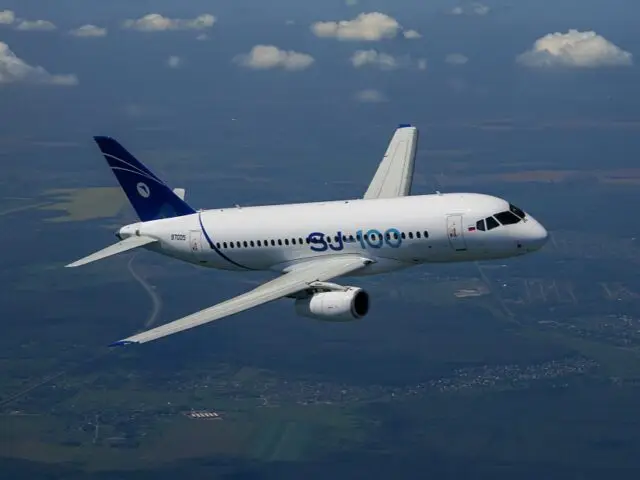 Импортозамещенный SJ-100 или китайский COMAC C909: в РФ подвели итог дуэли