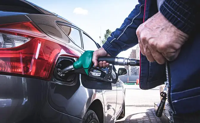 Кто ответит за поломку авто из-за «Евро 3» — АЗС, НПЗ или кто повыше?