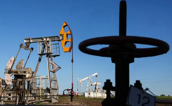 Саудиты решили демпингануть, и наша нефть сразу упала в цене