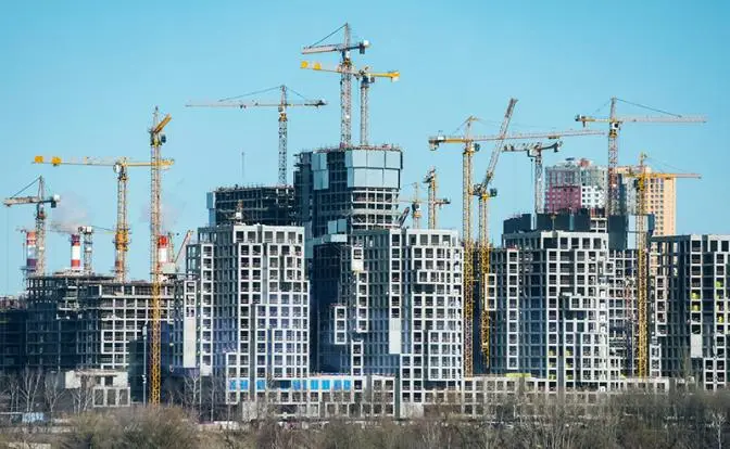«Квартиры за бесценок? Не дождетесь!»: обвала в стройотрасли не будет