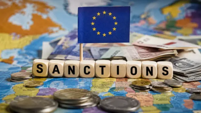 «Гонка продолжается»: Брюссель перекрывает РФ последние каналы платежей