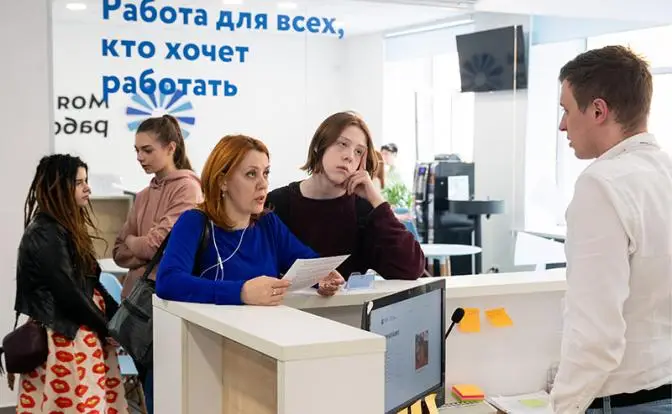 «Правильные» экономисты во власти о безработице в России: «2×2 = 5»
