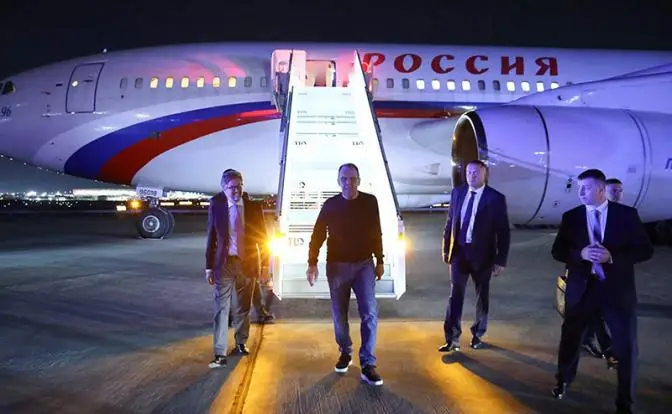 Лавров прилетел в США ломать финансовую монополию Запада